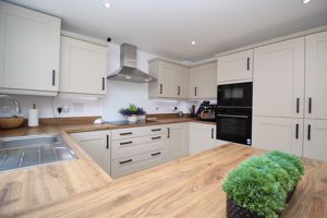 Kitchen- click for photo gallery